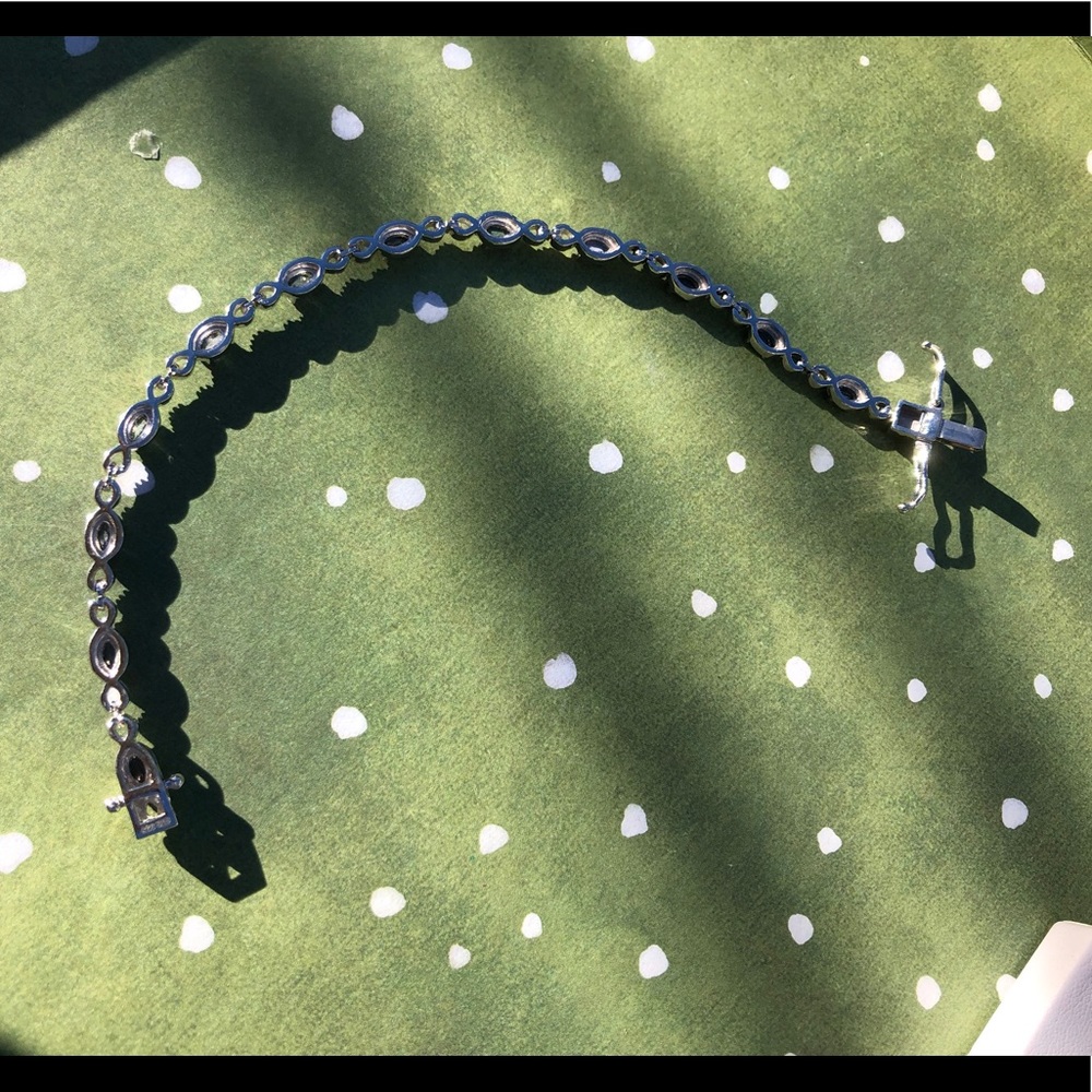 Genuine Tanzanite Link Station Bracelet - 2.75 cts - Picture 5 of 7
